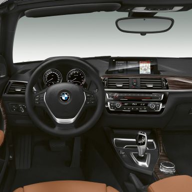 BMW Σειρά 2 Cabrio, θέση οδήγησης BMW Σειρά 2 Cabrio, θέση οδήγησης