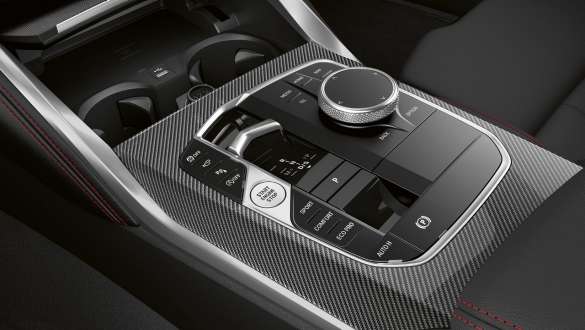 Σπορ αυτόματο κιβώτιο Steptronic, BMW Σειρά 2 Coupé, G42, 2024, κεντρική κονσόλα, επιλογέας σχέσεων Σπορ αυτόματο κιβώτιο Steptronic, BMW Σειρά 2 Coupé, G42, 2024, κεντρική κονσόλα, επιλογέας σχέσεων
