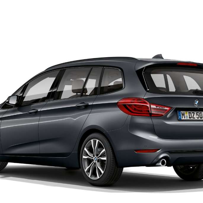 Πίσω λήψη τριών τετάρτων, BMW Σειρά 2 Gran Tourer, έκδοση Sport Line BMW Σειρά 2 Gran Tourer 220d, έκδοση Sport Line, F46 2018, γκρι Mineral μεταλλικό, πίσω λήψη τριών τετάρτων