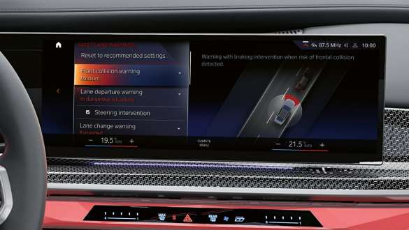 Driving Assistant Professional, BMW M760e xDrive Sedan, G70 Driving Assistant Professional, BMW M760e xDrive Sedan, G70, BMW Κυρτή Οθόνη