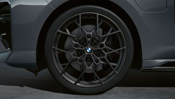 M Performance Ζάντες ελαφρού κράματος 22" 912 M BMW M760e xDrive Sedan G70 M Performance Ζάντες ελαφρού κράματος 22" 912 M σε Frozen Gunmetal Γκρι BMW M760e xDrive Sedan G70