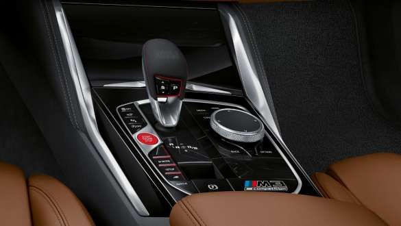 Αυτόματο κιβώτιο 8 σχέσεων M Steptronic, BMW M3 Competition Sedan, G80 2020 BMW M3 Competition Sedan, G80 2020, αυτόματο κιβώτιο 8 σχέσεων M Steptronic, κοντινή λήψη στον επιλογέα