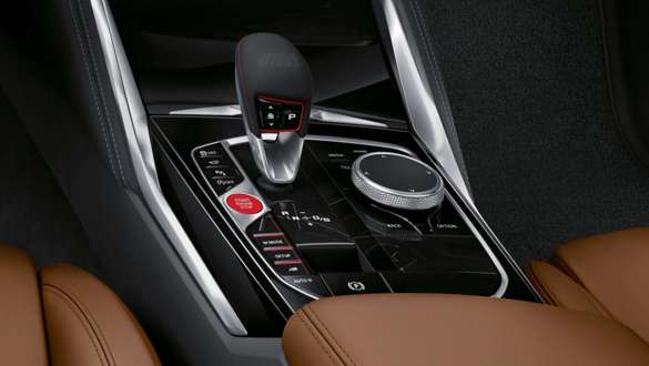 Αυτόματο κιβώτιο 8 σχέσεων M Steptronic, BMW M3 Competition Sedan, G80, 2020 BMW M3 Competition Sedan, G80, 2020, αυτόματο κιβώτιο 8 σχέσεων M Steptronic, κοντινή λήψη στον επιλογέα