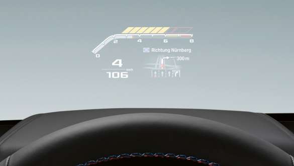 Head-Up Display με ειδικές ενδείξεις Μ. Αυτοκίνητα Μ BMW Σειράς 8 Cabrio με Head-Up Display με ειδικές ενδείξεις Μ.