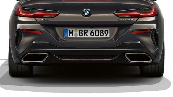 Σπορ σύστημα εξάτμισης Μ. BMW M850i xDrive Cabrio με σπορ σύστημα εξάτμισης M.
