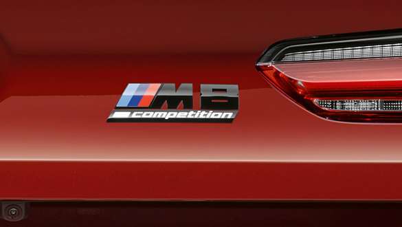 Έμβλημα M8 Competition. Έμβλημα M8 Competition της BMW M8 Competition Cabrio.