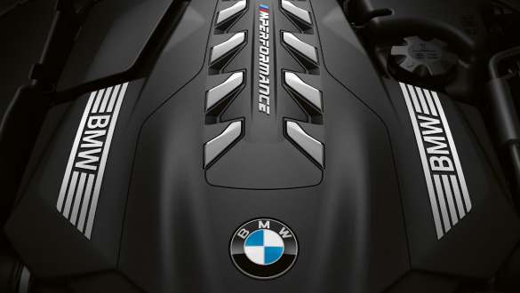 Oκτακύλινδρος κινητήρας βενζίνης M TwinPower Turbo. Oκτακύλινδρος κινητήρας βενζίνης M TwinPower Turbo της BMW M850i xDrive Coupé.