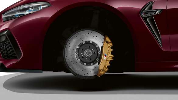 Μ Carbon κεραμικά φρένα BMW M8 Competition Gran Coupé Μ Carbon κεραμικά φρένα BMW M8 Competition Gran Coupé F93 2020 BMW Individual Ametrine μεταλλικό πλαϊνη λήψη