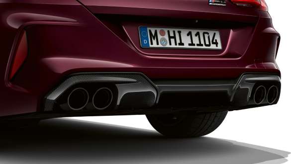 Μ Σπορ σύστημα εξάτμισης BMW M8 Competition Gran Coupé Μ Σπορ σύστημα εξάτμισης BMW M8 Competition Gran Coupé F93 2020 BMW Individual Ametrine μεταλλικό πίσω κοντινή λήψη