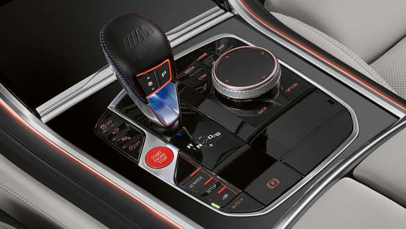Μ Επιλογέας ταχυτήτων BMW M8 Competition Gran Coupé Μ Επιλογέας ταχυτήτων BMW M8 Competition Gran Coupé F93 2020 εσωτερικό