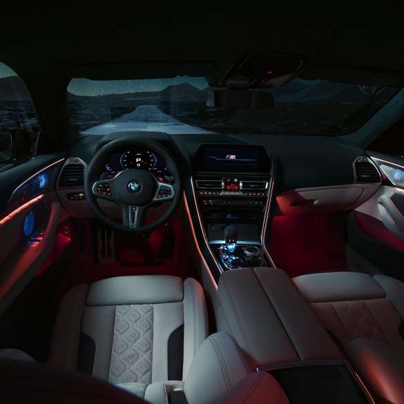 BMW M8 Competition Gran Coupé εσωτερικό BMW M8 Competition Gran Coupé με M Σπορ καθίσματα F93 2020 εσωτερικό