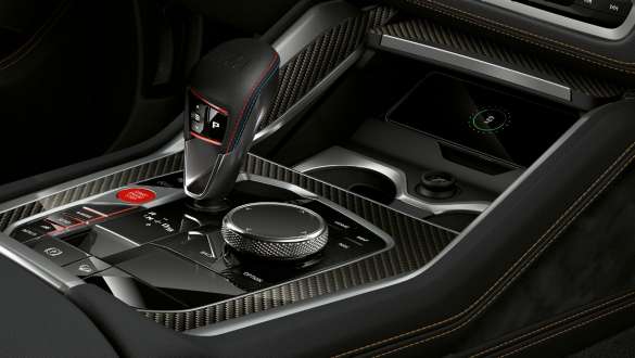 Μ επιλογέας ταχυτήτων με Drivelogic της BMW Χ6 M Competition, F96 Μ επιλογέας ταχυτήτων με Drivelogic, BMW Χ6 M Competition, F96, 2020, SUV, εσωτερικό, κεντρική κονσόλα