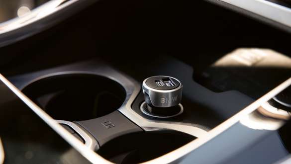 BMW διπλός USB φορτιστής τύπου A και C BMW Αξεσουάρ για την Άνοιξη και το Καλοκαίρι, BMW διπλός USB φορτιστής τύπου A και C