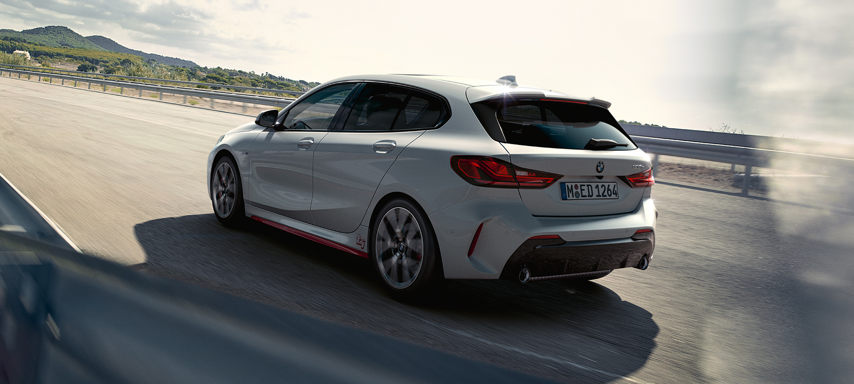 BMW Σειρά 128ti πίσω λήψη τρία τέταρτα BMW Σειρά 128ti F40 πίσω λήψη τρία τέταρτα εν κινήσει