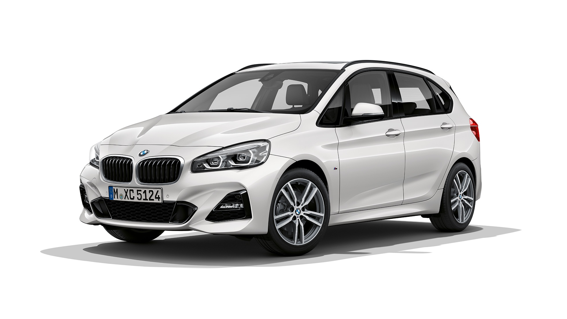 BMW Σειρά 2 Active Tourer, έκδοση M Sport BMW Σειρά 2 Active Tourer 220d xDrive, έκδοση M Sport F45, λευκό Mineral μεταλλικό, μπροστινή λήψη τριών τετάρτων