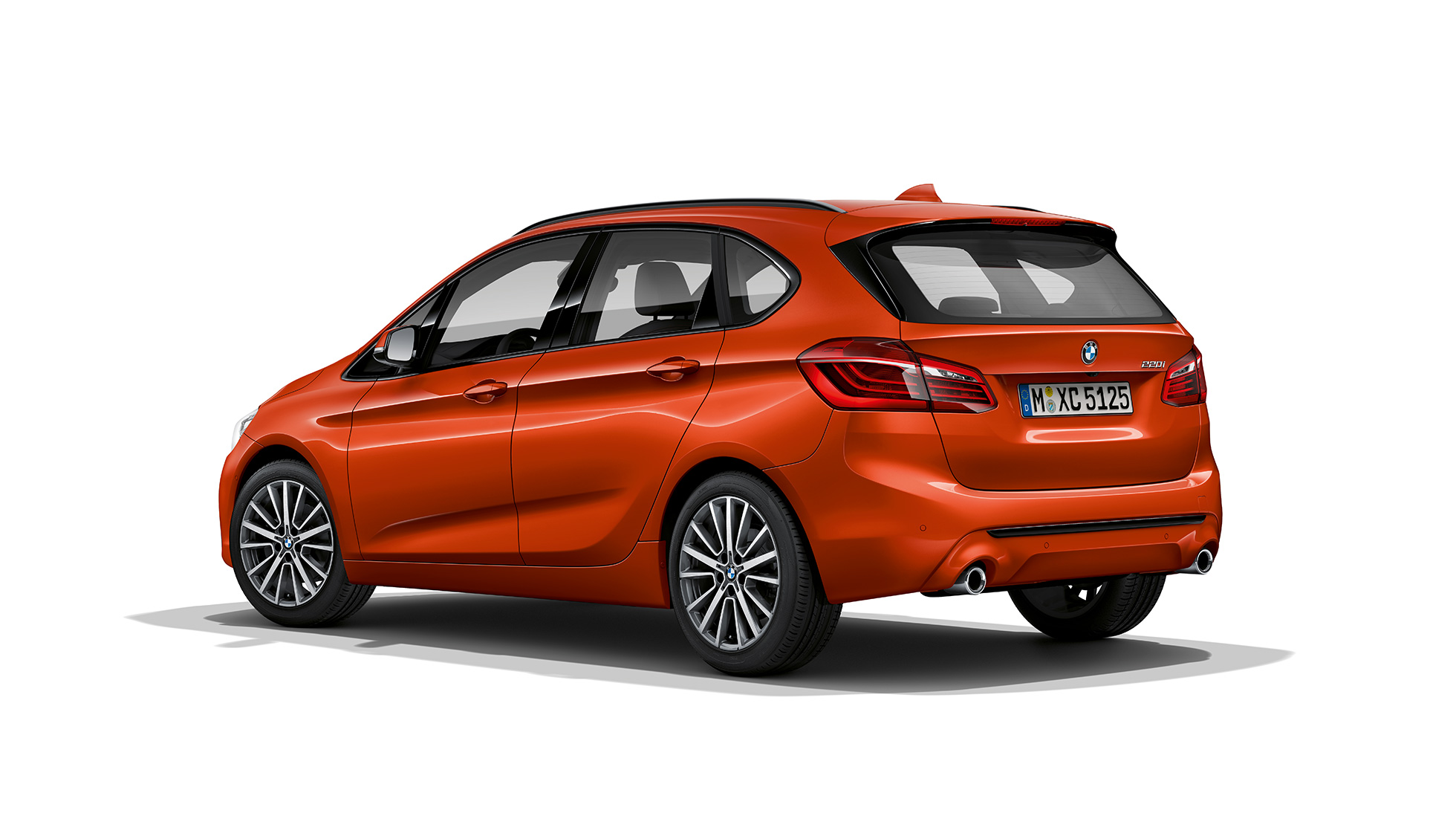 Πίσω λήψη τριών τετάρτων, BMW Σειρά 2 Active Tourer, έκδοση Sport Line BMW Σειρά 2 Active Tourer, Έκδοση Sport Line, 220i F45, πορτοκαλί Sunset μεταλλικό, πίσω λήψη τριών τετάρτων