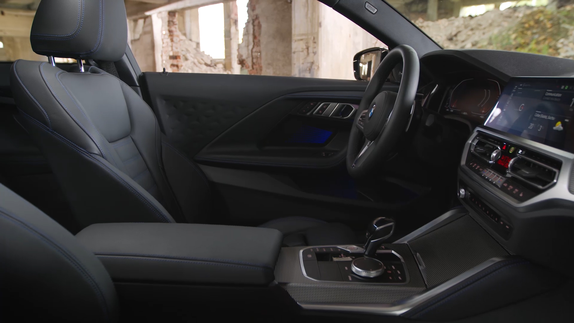 BMW Σειρά 2 Coupé, G42, 2021, εσωτερική σχεδίαση στο βίντεο BMW Σειρά 2 Coupé, G42, 2021, εσωτερική σχεδίαση στο βίντεο
