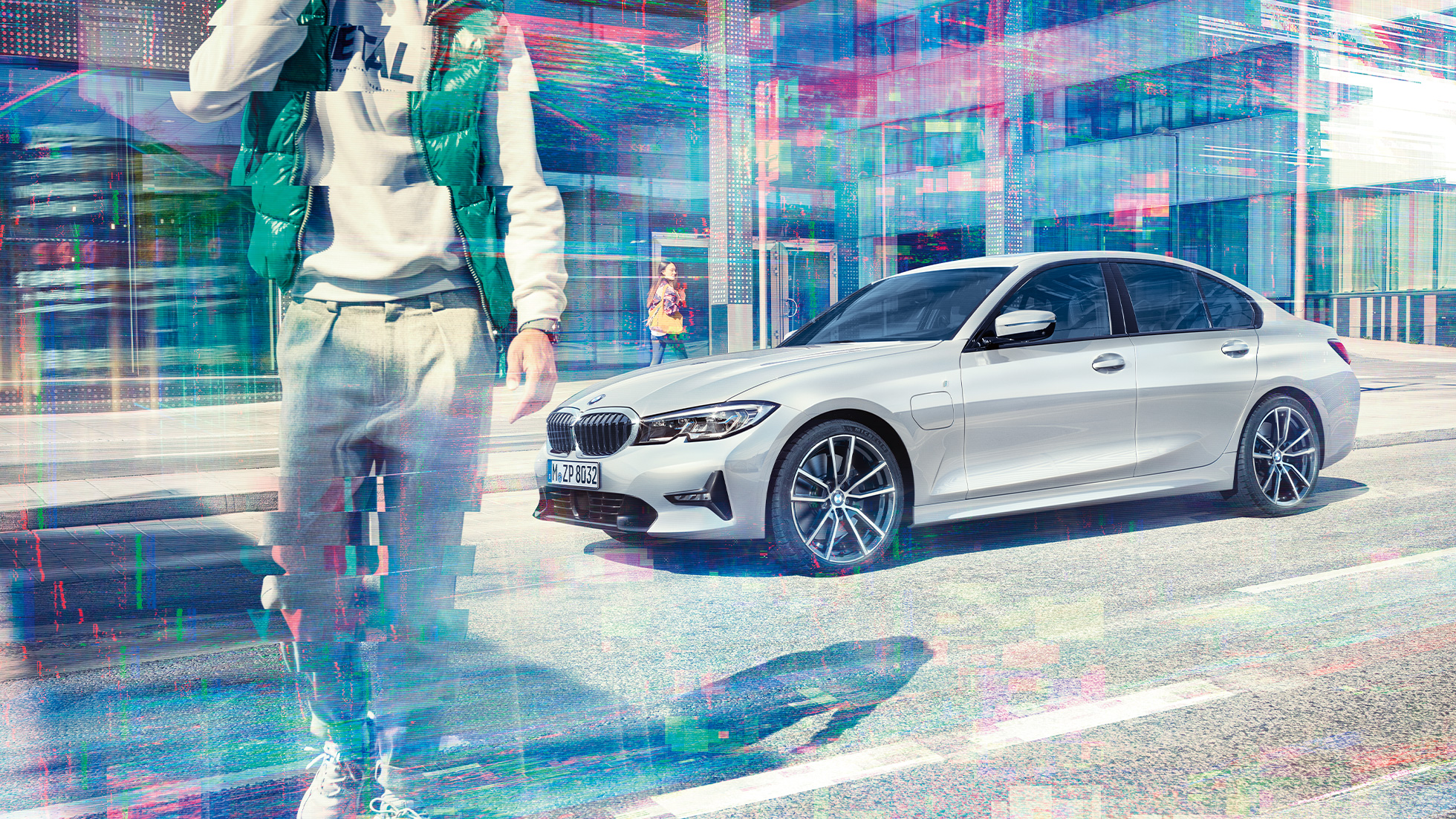 BMW Σειρά 3 Sedan, εσωτερικό. Κοντινή λήψη της θέσης οδηγού στο εσωτερικό της BMW Σειράς 3 Sedan.