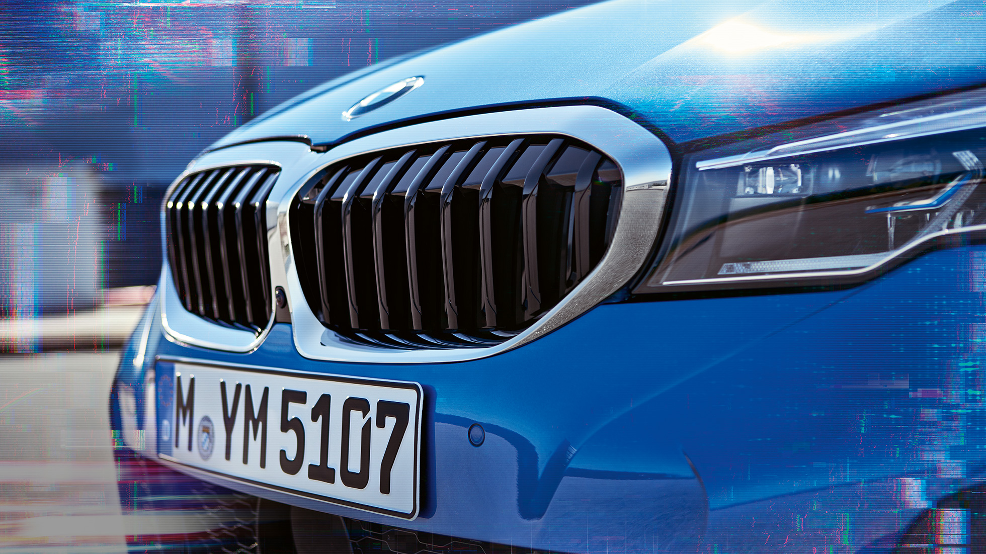 BMW Σειρά 3 Sedan, μάσκα με διπλά "νεφρά". Κοντινή πλαϊνή λήψη της μάσκας με διπλά "νεφρά" στην BMW Σειρά 3 Sedan.