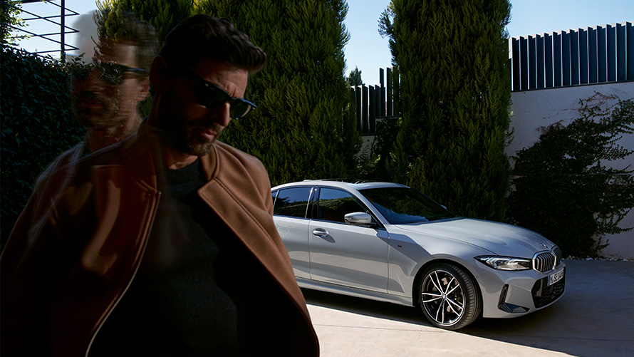 BMW Σειρά 3 Sedan, Financial Services, πλαϊνή λήψη τριών τετάρτων BMW Σειρά 3 Sedan, Financial Services, πλαϊνή λήψη τριών τετάρτων με μοντέλο