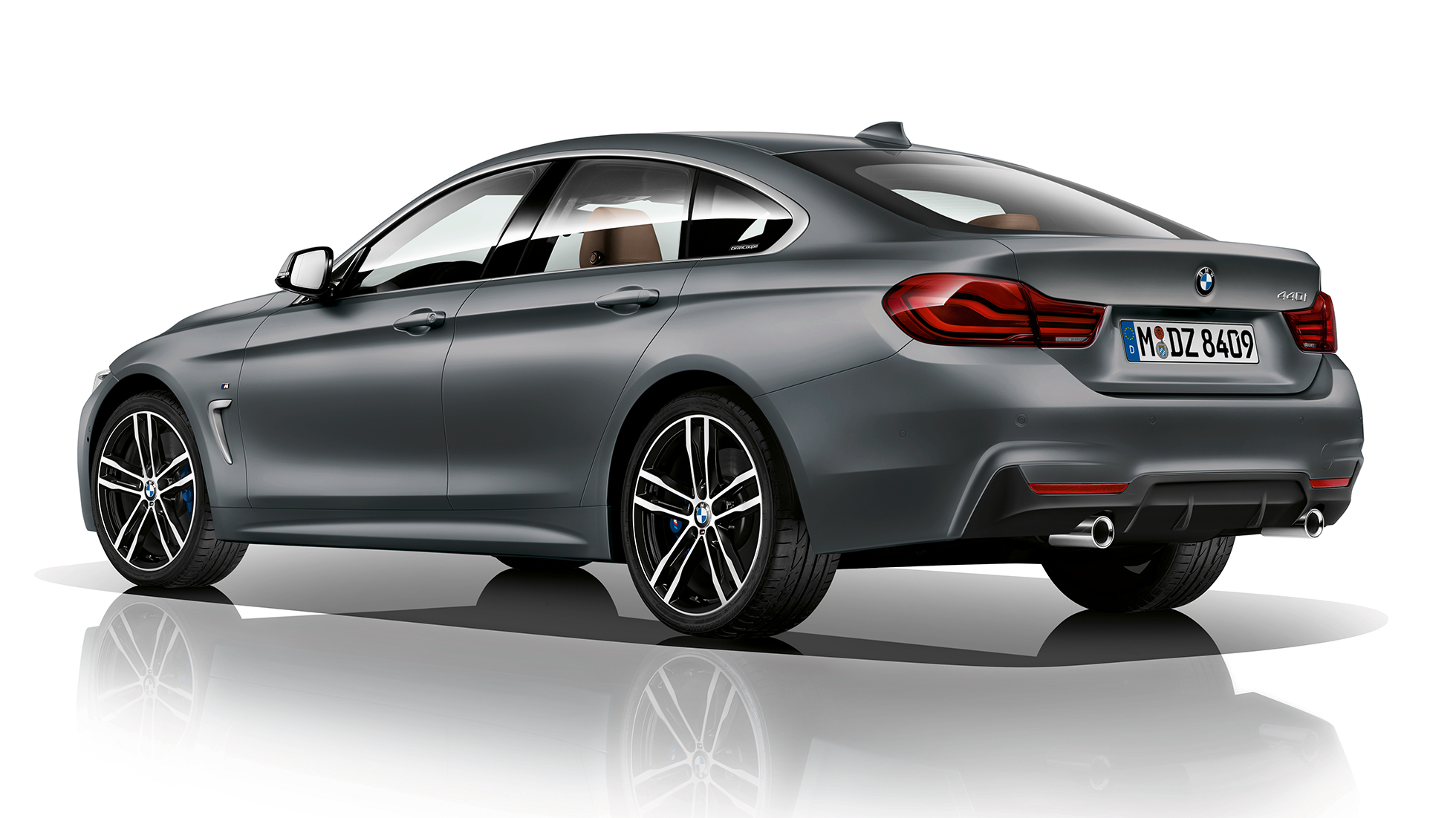 BMW Σειρά 4 Gran Coupé, Έκδοση M Sport, πίσω λήψη τριών τετάρτων BMW Σειρά 4 Gran Coupé, Έκδοση M Sport, πίσω λήψη τριών τετάρτων