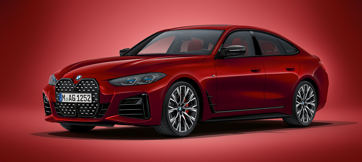 BMW Σειρά 4 Gran Coupé, G26, 2021, BMW Individual κόκκινο Aventurine μεταλλικό BMW Σειρά 4 Gran Coupé, G26, 2021, BMW Individual κόκκινο Aventurine μεταλλικό, μπροστινή λήψη τριών τετάρτων, σταθμευμένη
