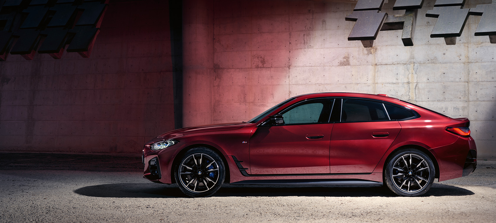 BMW Σειρά 4 Gran Coupé, G26, 2021 BMW Σειρά 4 Gran Coupé, G26, BMW Individual κόκκινο Aventurine μεταλλικό