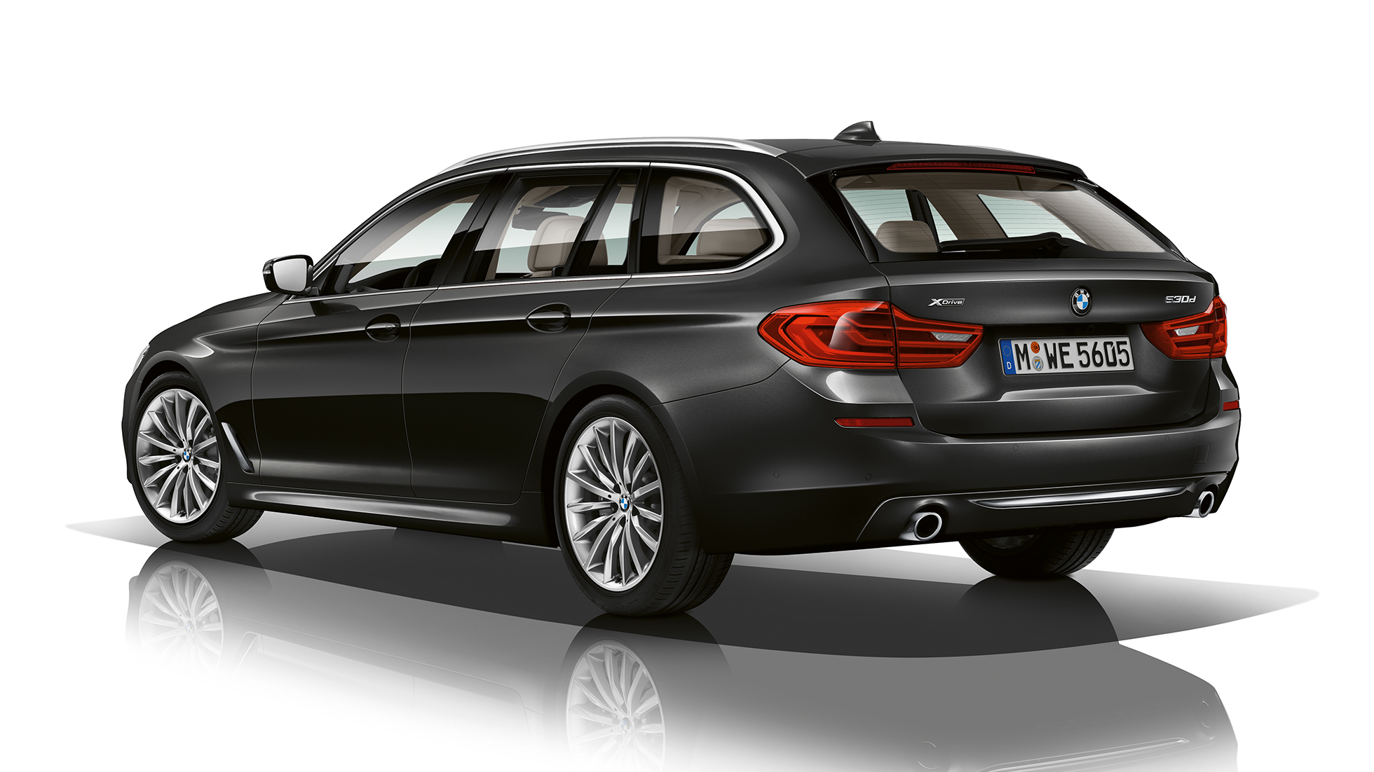 Luxury Line, πίσω λήψη τριών τετάρτων, BMW Σειρά 5 Touring Luxury Line, BMW Σειρά 5 Touring, 540i xDrive G31, γκρι Sophisto μεταλλικό με εφέ Brilliant, πίσω λήψη τριών τετάρτων