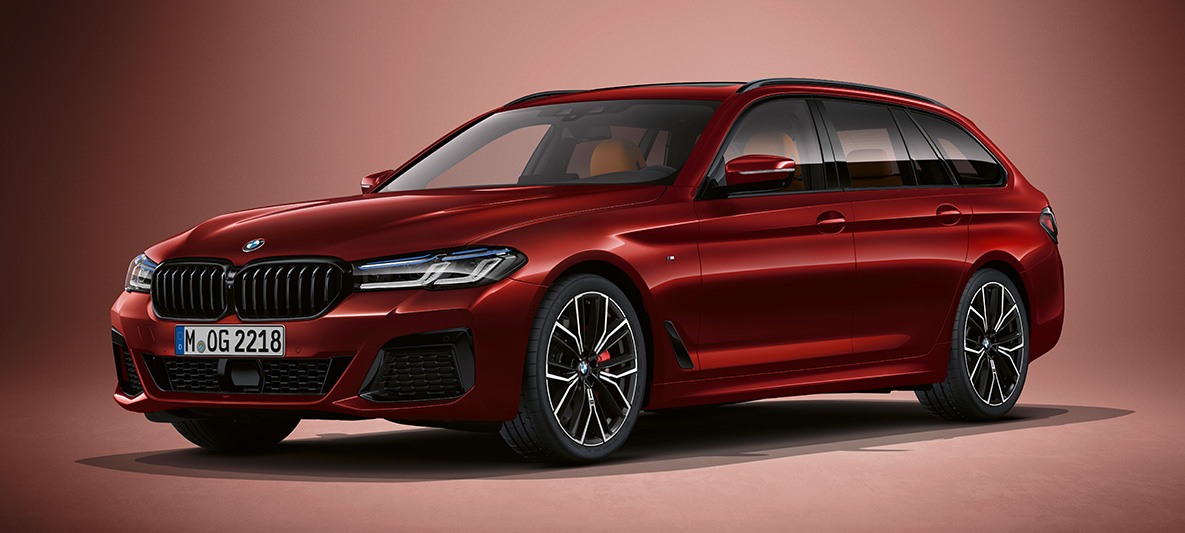 Χρώμα Individual, BMW Σειρά 5 Touring, G31 BMW Σειρά 5 Touring, Individual, G31 Facelift 2020, μπροστινή λήψη τριών τετάρτων, σταθμευμένη
