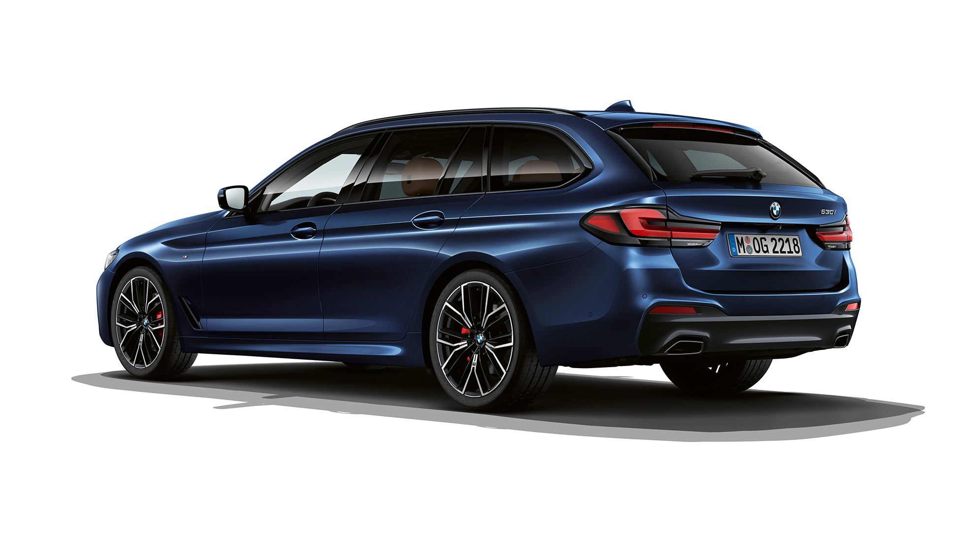 BMW Σειρά 5 Touring, G31, Μ Σπορ Πακέτο, πίσω λήψη BMW Σειρά 5 Touring, 530e, G31, 2020, Μ Σπορ Πακέτο σε μπλε Tansanite II μεταλλικό, πίσω λήψη τριών τετάρτων