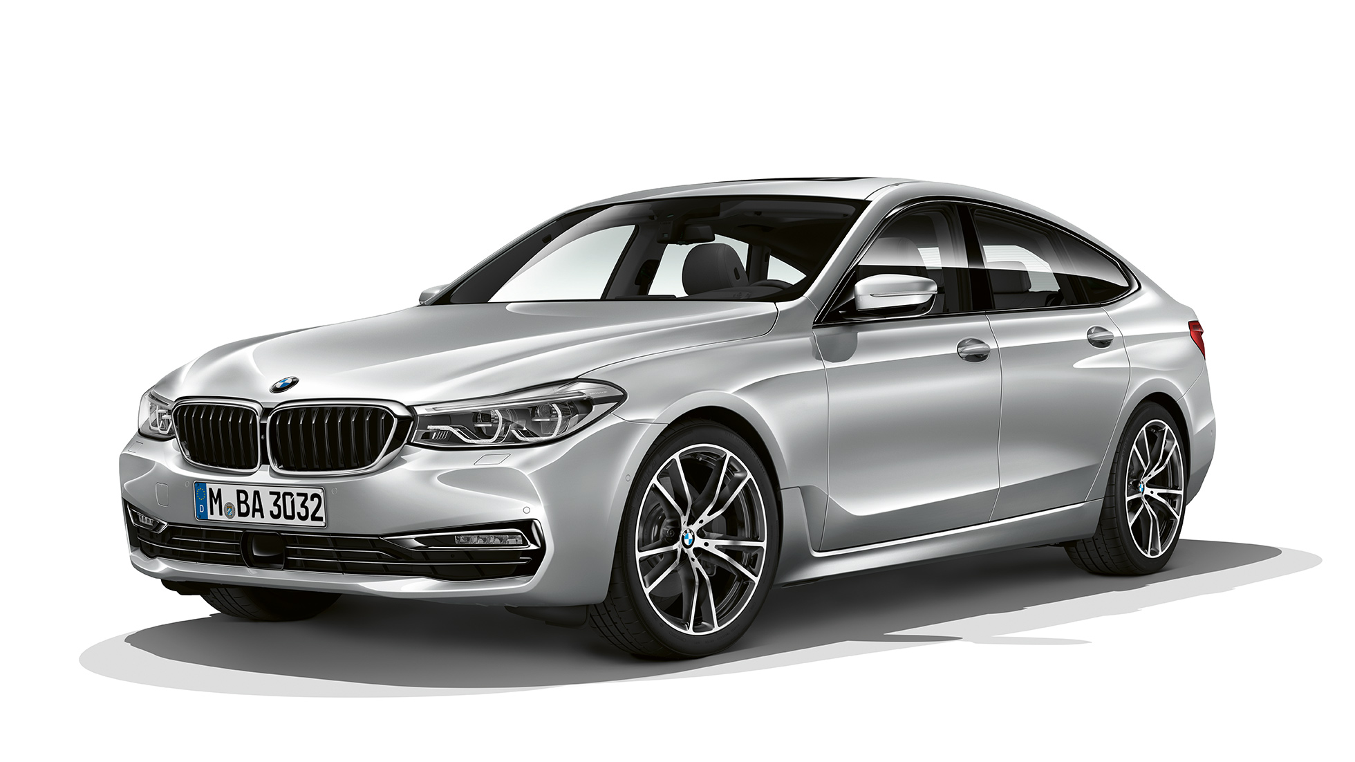 BMW Σειρά 6 Gran Turismo G32, Sport Line, μπροστινή λήψη τριών τετάρτων BMW Σειρά 6 Gran Turismo G32 2017, Sport Line, ασημί Glacier μεταλλικό, μπροστινή λήψη τριών τετάρτων