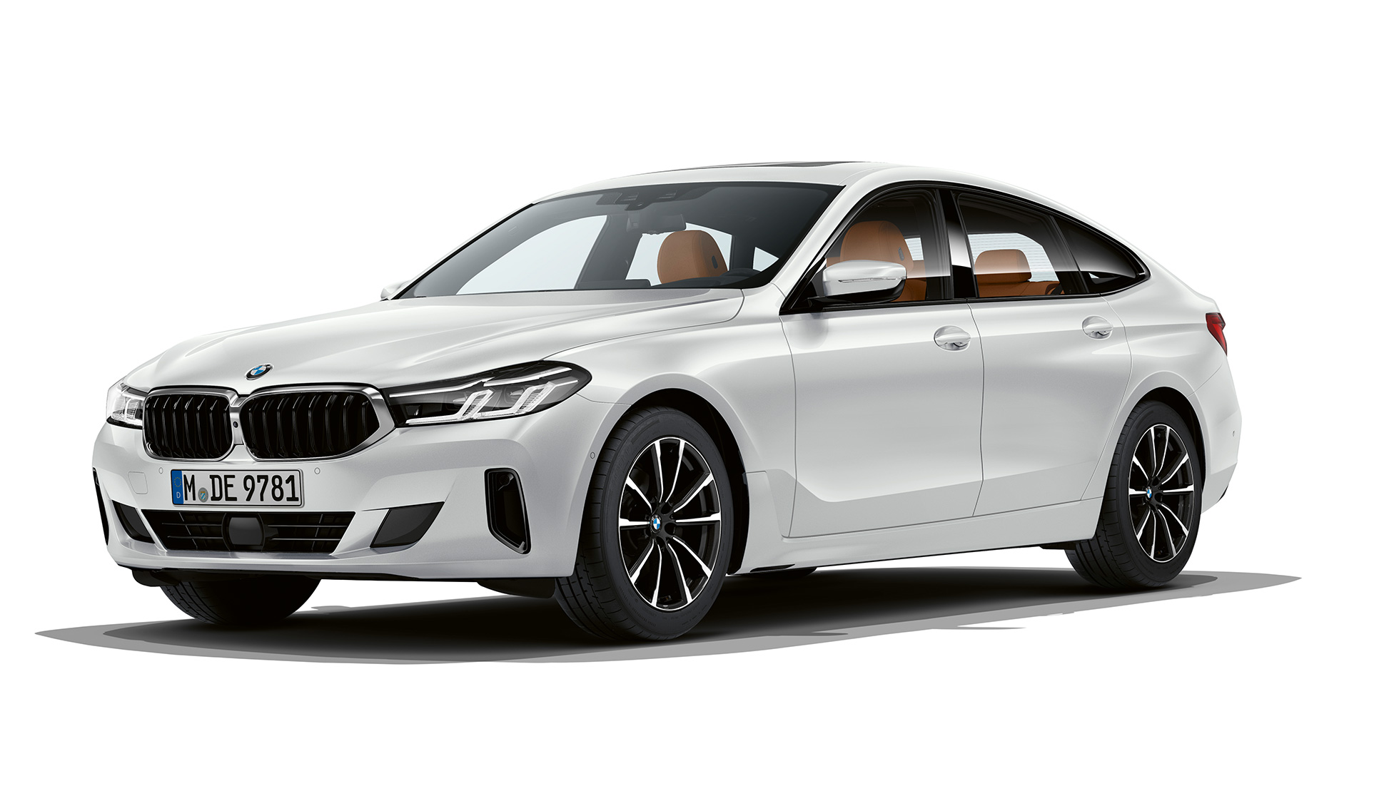 BMW Σειρά 6 Gran Turismo, βασικός εξοπλισμός, G32, 2020 BMW Σειρά 6 Gran Turismo, G32, 620d, 2020, βασικός εξοπλισμός, λευκό Mineral μεταλλικό, μπροστινή λήψη τριών τετάρτων