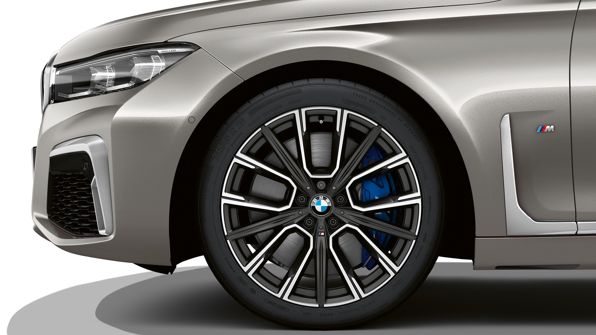 BMW Σειρά 7 Sedan, Έκδοση M Sport, τροχοί BMW Σειρά 7 Sedan, Έκδοση M Sport: κοντινή λήψη τροχών