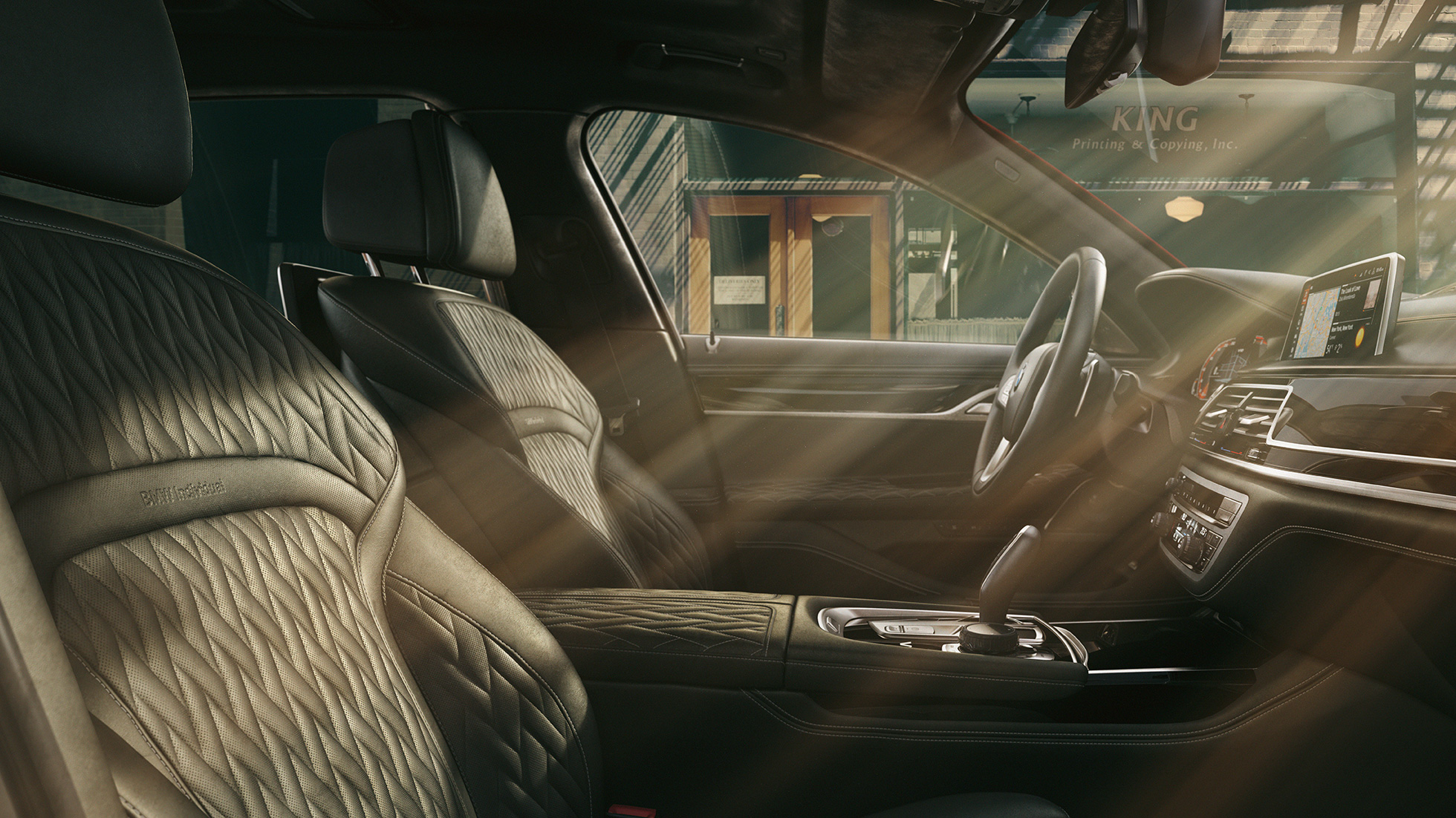 BMW Individual Σειρά 7 Sedan, εσωτερικό υψηλής ποιότητας BMW Individual Σειρά 7 Sedan, εσωτερικό υψηλής ποιότητας σε μαύρο χρώμα