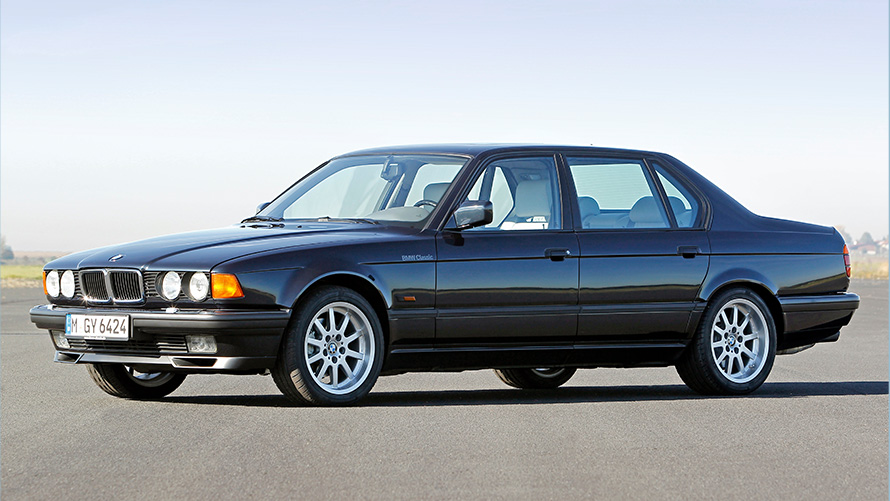 BMW Σειρά 7 Sedan (E23) πλαϊνή λήψη 7/8 BMW Σειρά 7 Sedan (E23) πλαϊνή λήψη 7/8