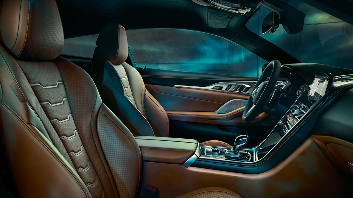 Το εσωτερικό της BMW Σειράς 8 Coupé. Το εσωτερικό της BMW Σειράς 8 Coupé με εξοπλισμό BMW Individual.