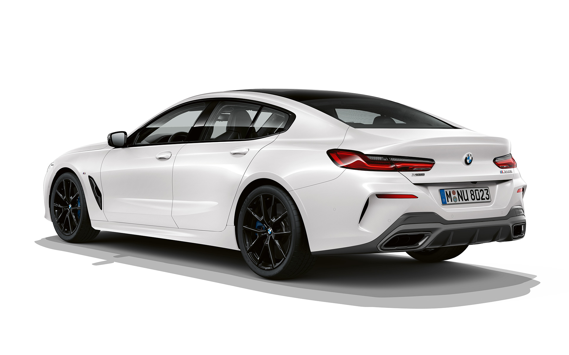 Pure Contrast πίσω λήψη τρία τέταρτα BMW Σειρά 8 Gran Coupé, Pure Contrast πίσω λήψη τρία τέταρτα