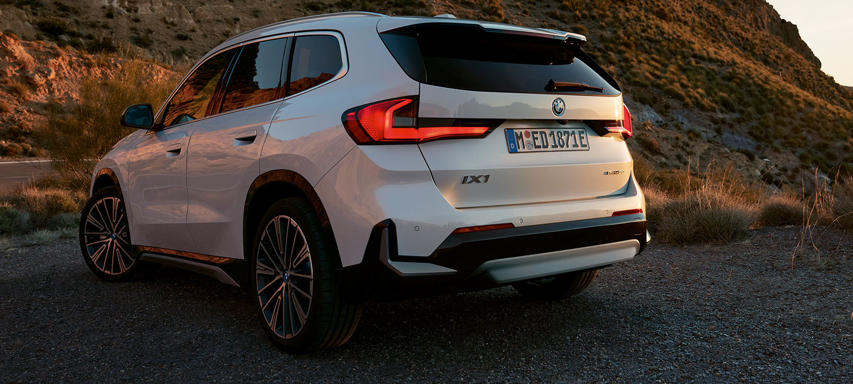 BMW iX1, U11, BEV, χώρος αποσκευών, κοτσαδόρος ρυμούλκησης, βίντεο BMW iX1, U11, BEV, χώρος αποσκευών, κοτσαδόρος ρυμούλκησης, βίντεο, πλεονεκτήματα και σημαντικότερα σημεία