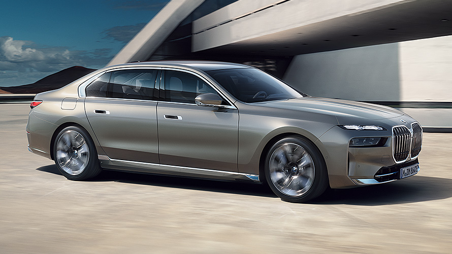 BMW i7 G70 BMW i, BMW i7 G70 πρώτη γενία