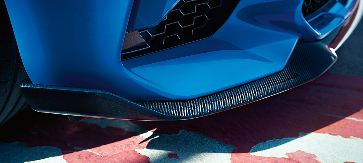 Μπροστινό διαχωριστικό της BMW M2 CS Μπροστινό διαχωριστικό της BMW M2 CS F87, μπλε Misano μεταλλικό, λεπτομερής προβολή