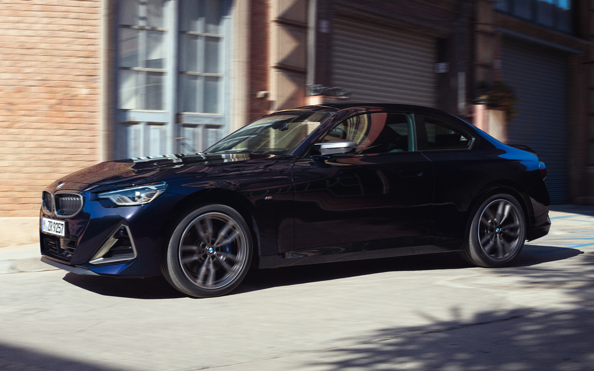 BMW M240i, G42, σχεδίαση τριών όγκων Σχεδίαση τριών όγκων, BMW M240i, G42