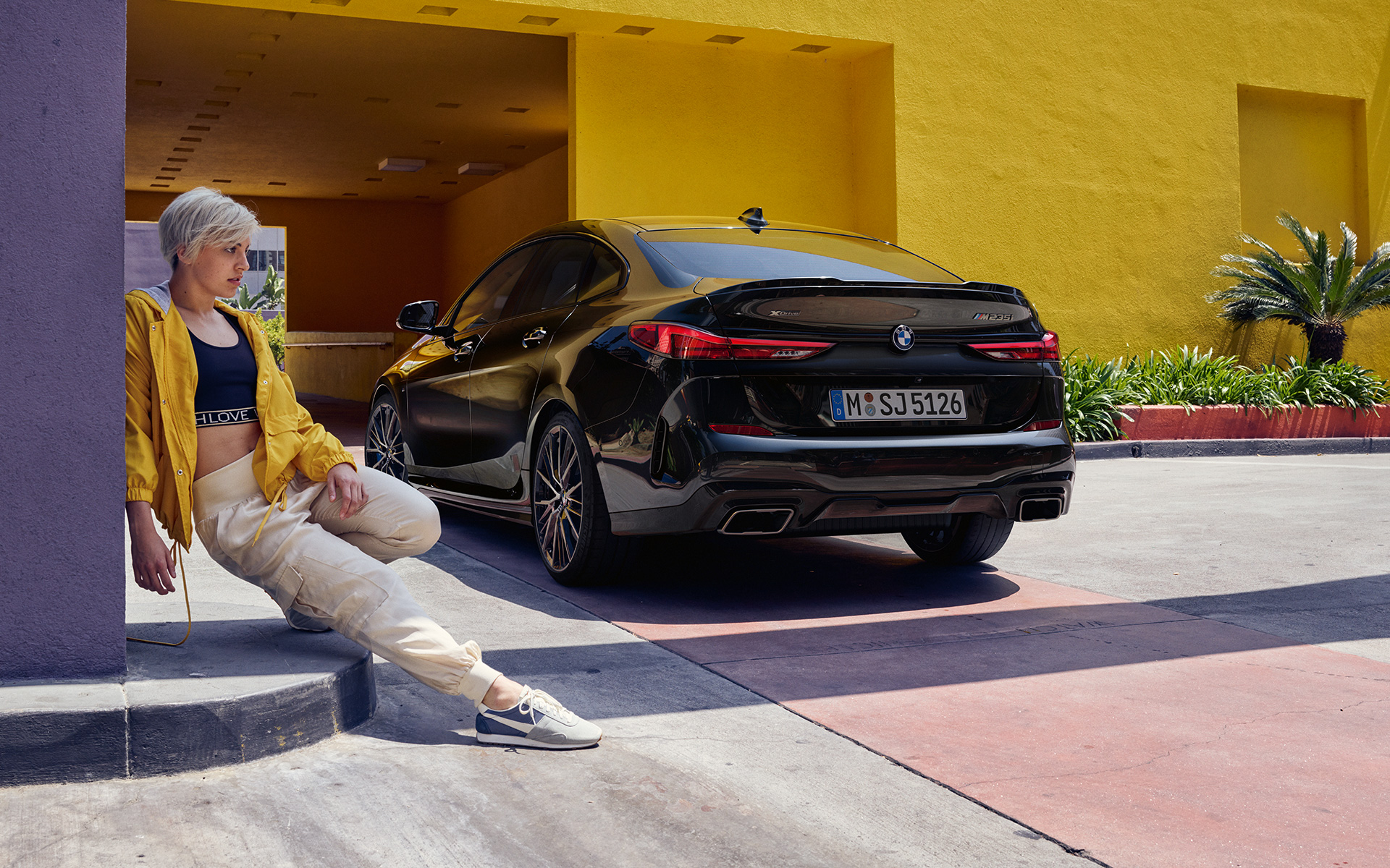 Γραμμή coupé, BMW M235i xDrive Gran Coupé, F44 Γραμμή coupé, BMW M235i xDrive Gran Coupé, F44, 2020, μαύρο Sapphire μεταλλικό, μπροστινή λήψη τριών τετάρτων