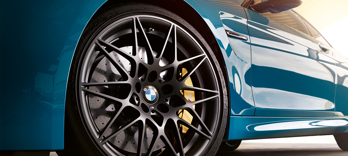 BMW M4 Coupé, Έκδοση M Heritage, ζάντες και ελαστικά BMW M4 Coupé, Έκδοση M Heritage, ειδική έκδοση, ζάντες και ελαστικά