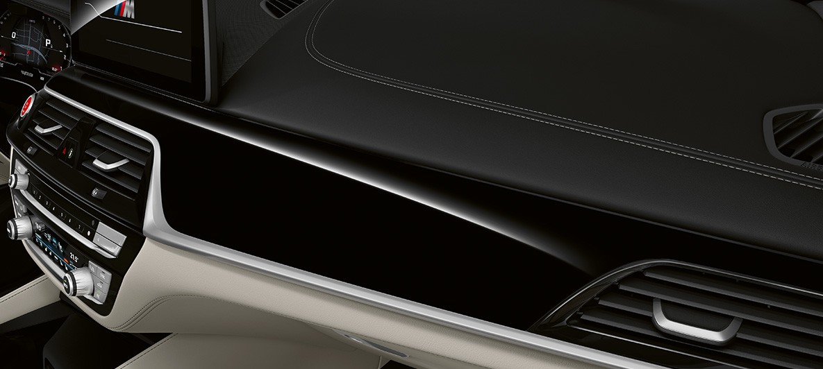 BMW Individual, BMW M5 Sedan, F90 2020, BMW Individual διακοσμητικές επενδύσεις εσωτερικού σε μαύρο Piano BMW Individual, BMW M5 Sedan, F90, LCI, Facelift 2020, BMW Individual διακοσμητικές επενδύσεις εσωτερικού σε μαύρο Piano, εσωτερικό