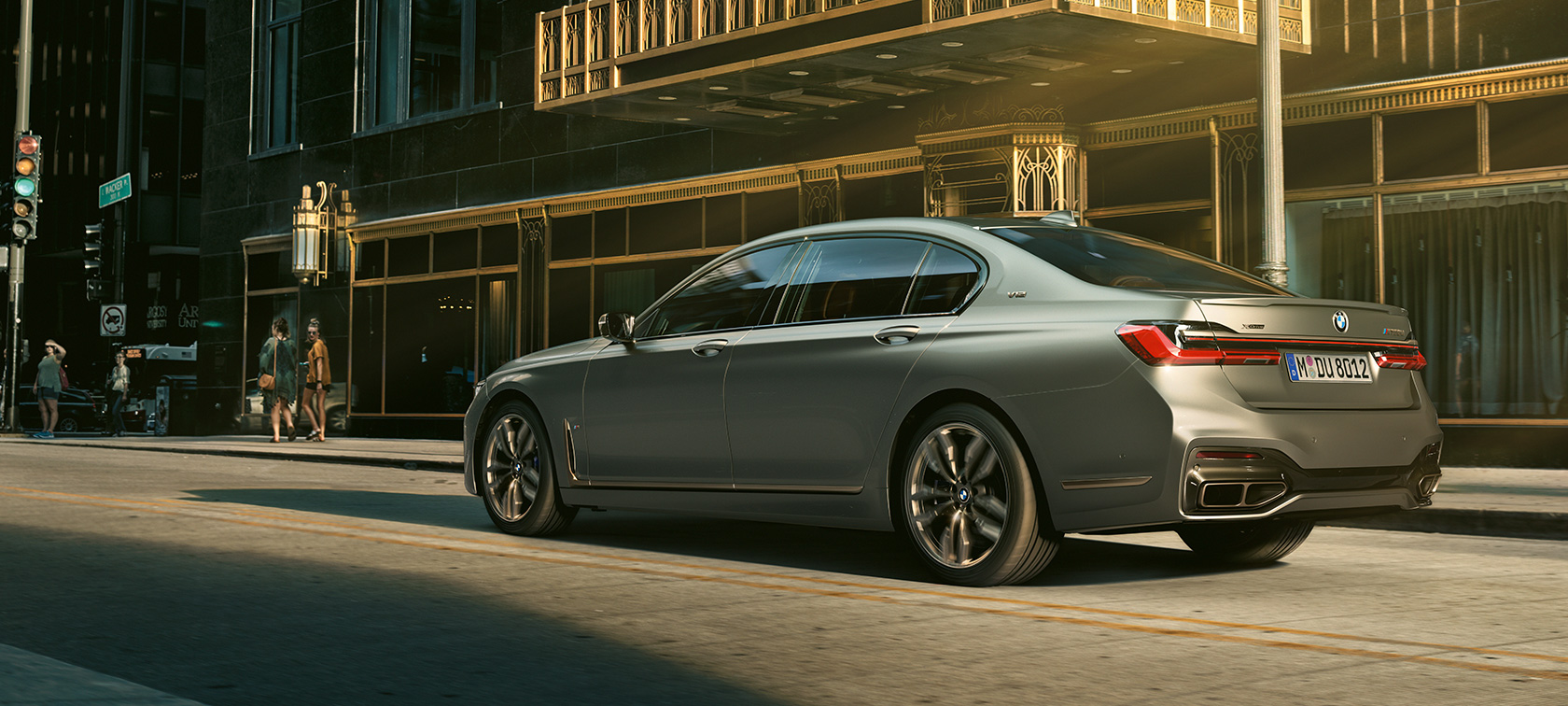 BMW M760Li xDrive Sedan BMW M760Li xDrive Sedan, σχεδίαση, δυναμική