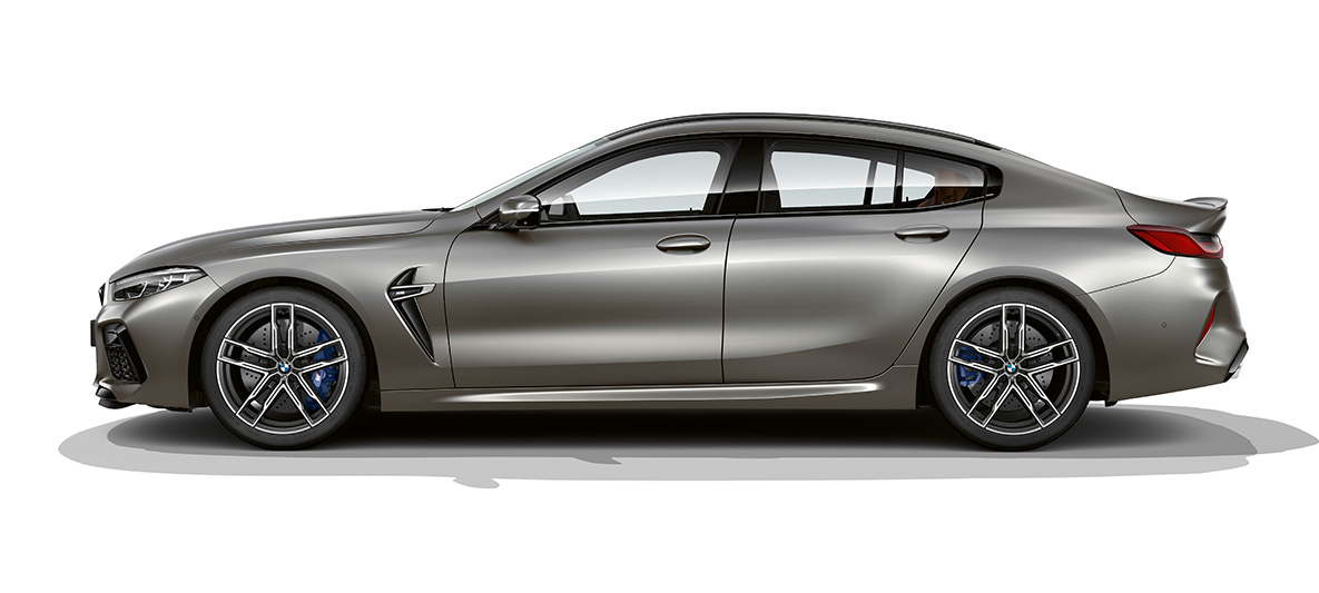 BMW M8 Gran Coupé πλαϊνή λήψη BMW M8 Gran Coupé F93 2020 BMW Individual Frozen Dark Silver πλαϊνή λήψη