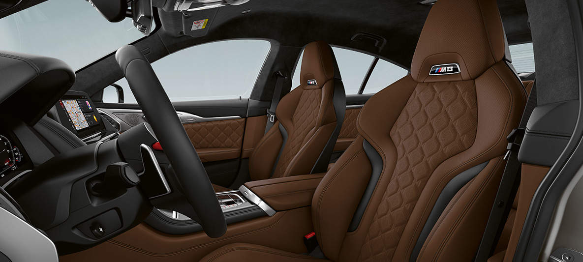 M Σπορ καθίσματα σε Δέρμα 'Merino' BMW M8 Gran Coupé M Σπορ καθίσματα με λογότυπο M8 σε Δέρμα 'Merino' BMW M8 Gran Coupé F93 2020 εσωτερικό