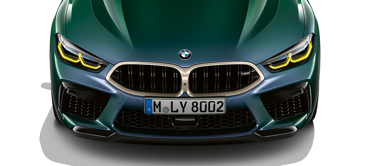 BMW M8 Gran Coupé First Edition μπροστινή λήψη BMW M8 Gran Coupé First Edition F93 2020 BMW Individual Aurora Diamond Green μεταλλικό μπροστινή λήψη