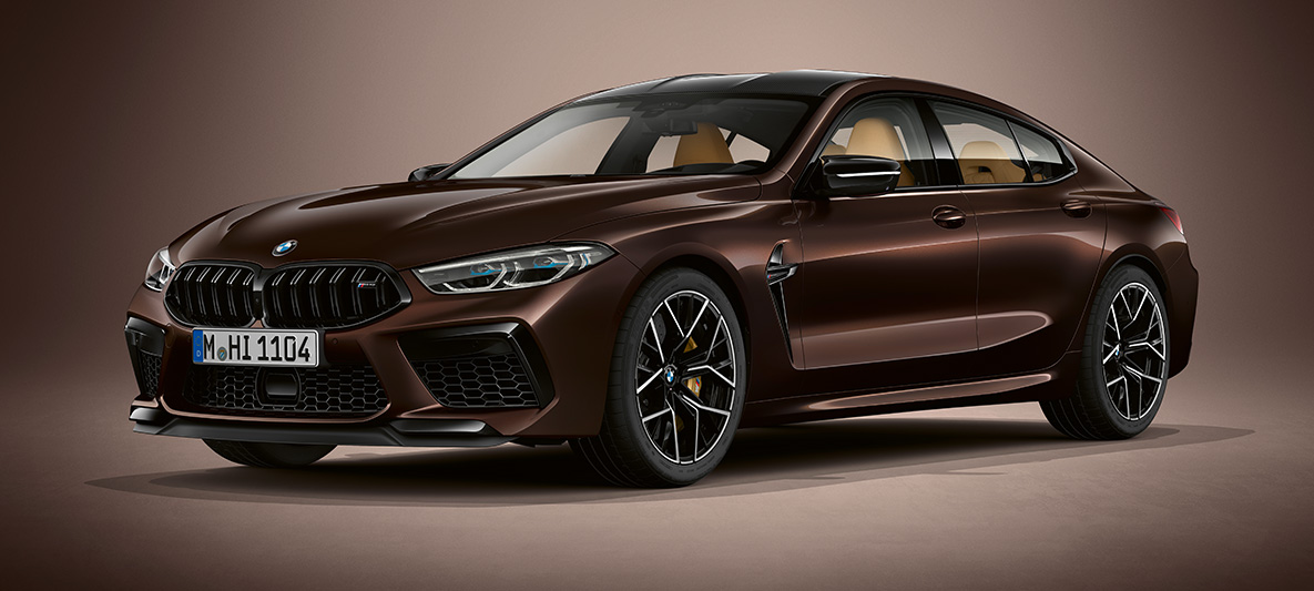 BMW M8 Competition Gran Coupé BMW Individual Almandine Brown μεταλλικό BMW M8 Competition Gran Coupé μπροστινή λήψη τρία τέταρτα F93 2020 BMW Individual Almandine Brown μεταλλικό μπροστινή λήψη τρία τέταρτα