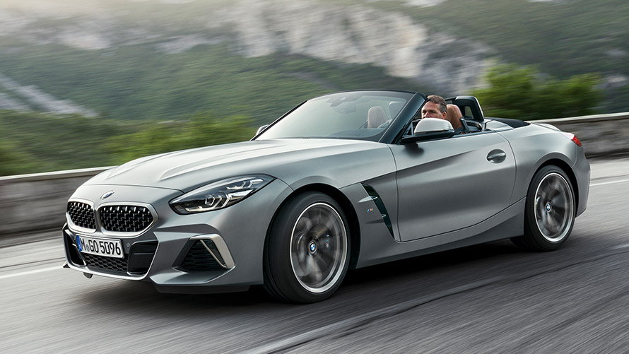 BMW Z4 M G29 three-quarter side view driving on the street Μοντέλα BMW M, BMW Z4 M G29 three-quarter side view driving on the street